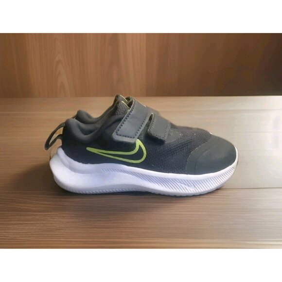 Nike Star Runner 3 Toddler Size 6C Gray - Picture 1 of 12